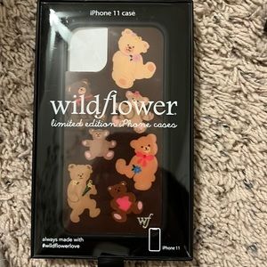 iphone 11 teddy bear wildflower phone case